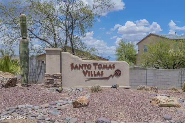 1311 W Calle Libro Del Retrato, Sahuarita, AZ 85629
