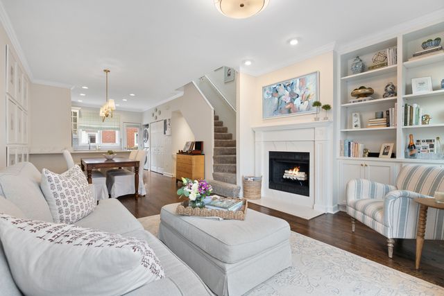 1765 W Altgeld Street K, Chicago, IL 60614