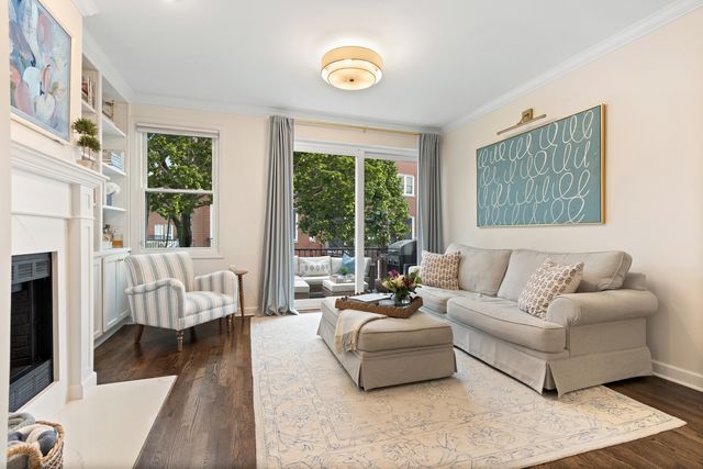 1765 W Altgeld Street K, Chicago, IL 60614