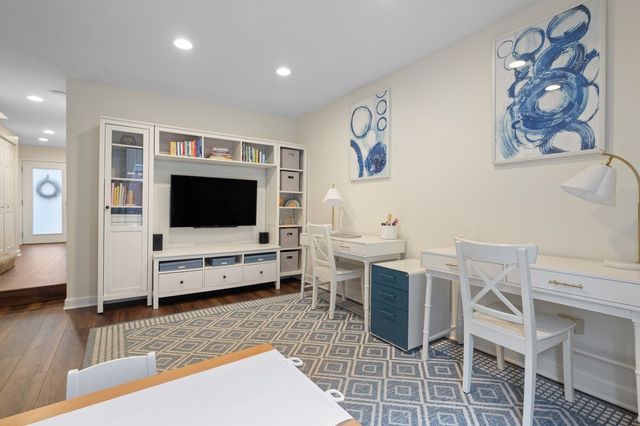 1765 W Altgeld Street K, Chicago, IL 60614