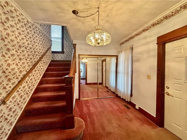 2 Hockeborne Avenue, Auburn, NY 13021