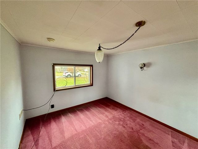 2 Hockeborne Avenue, Auburn, NY 13021