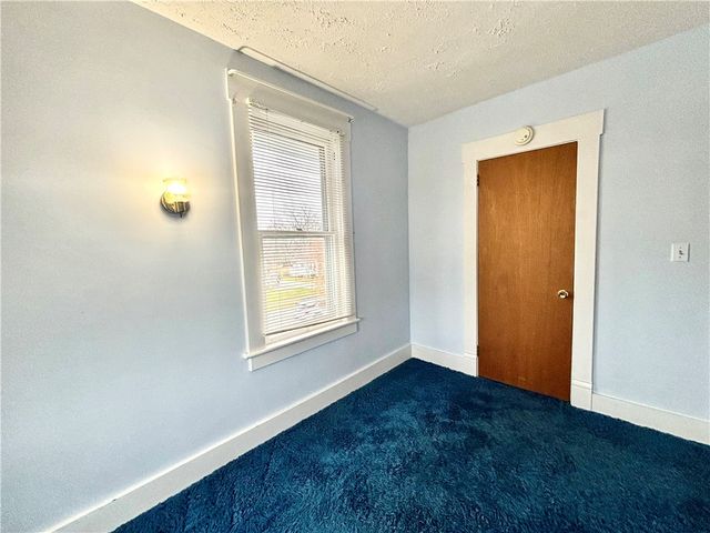 2 Hockeborne Avenue, Auburn, NY 13021