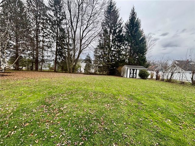 2 Hockeborne Avenue, Auburn, NY 13021