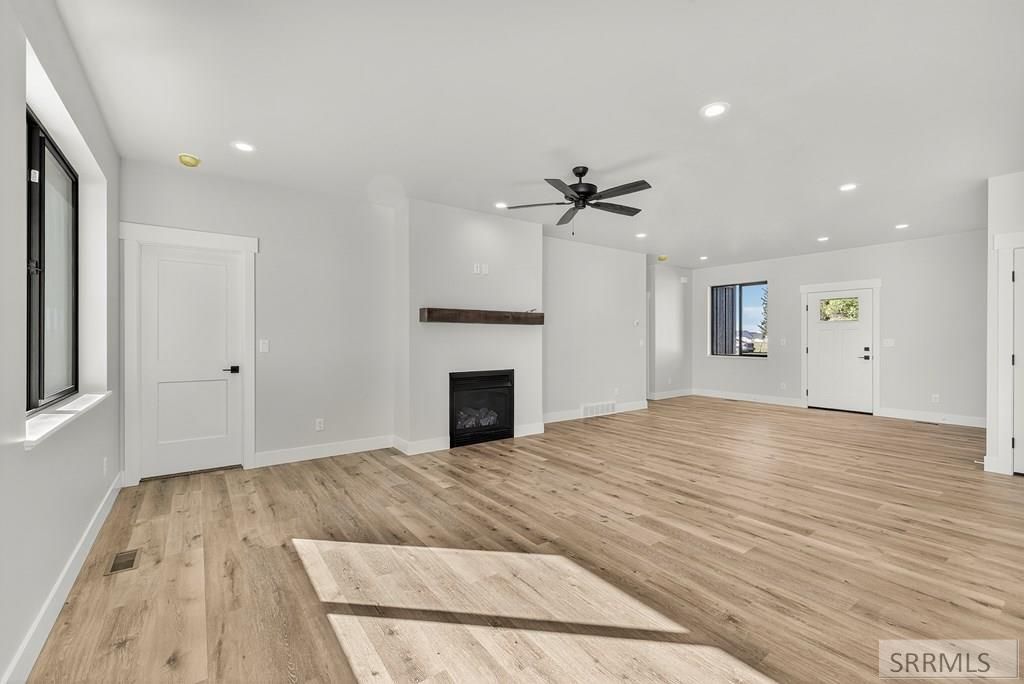 Image 22 of property listing at 551 Teton Avenue, Sugar City, ID 83448