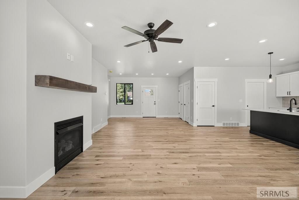 Image 25 of property listing at 551 Teton Avenue, Sugar City, ID 83448