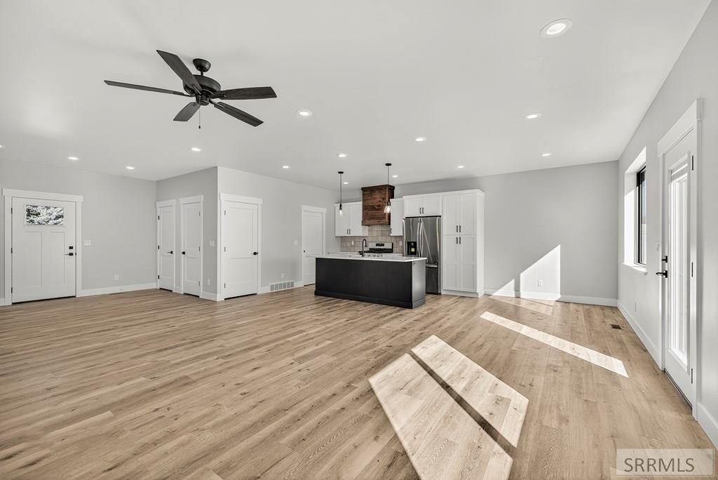 Image 26 of property listing at 551 Teton Avenue, Sugar City, ID 83448