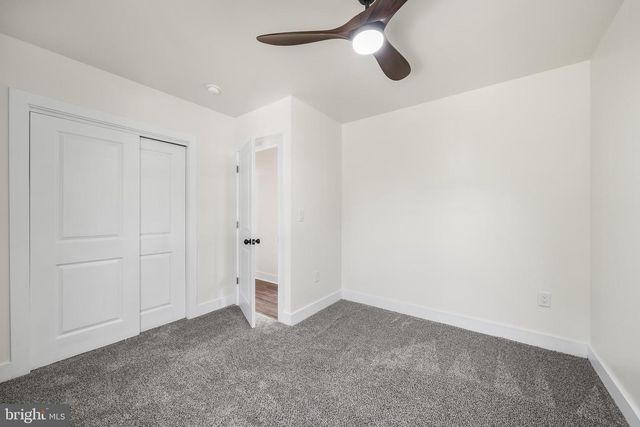 218 PLUMBRIDGE DR, Levittown, PA 19056