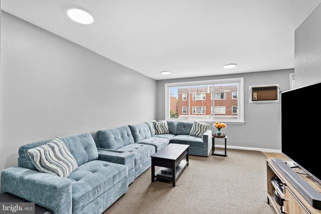 263 RIDGEWAY TER, Philadelphia, PA 19116