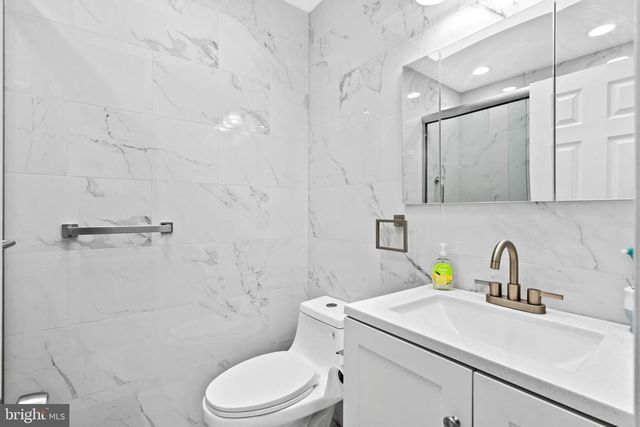 263 RIDGEWAY TER, Philadelphia, PA 19116