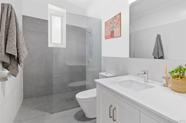 245 Rumsey Rd 2X, Yonkers, NY 10701