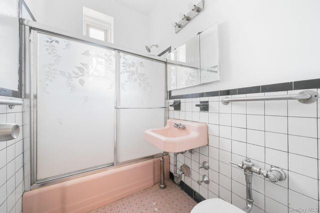 245 Rumsey Rd 2X, Yonkers, NY 10701