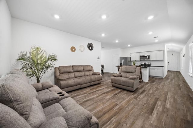 5822 Hampton Valley Drive, Spring, TX 77373