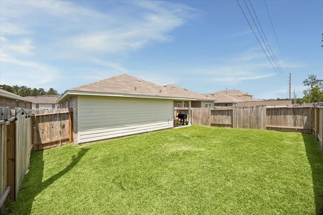 5822 Hampton Valley Drive, Spring, TX 77373