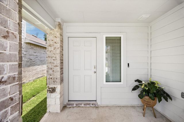 5822 Hampton Valley Drive, Spring, TX 77373