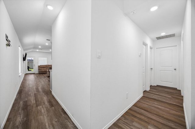5822 Hampton Valley Drive, Spring, TX 77373