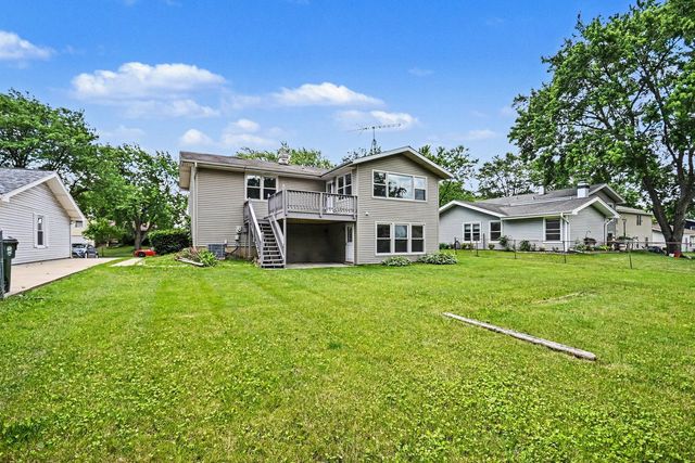 1312 W Oakmont Road, Hoffman Estates, IL 60169