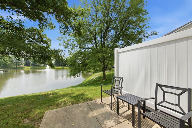 3069 Autumn Lake Drive, Aurora, IL 60504