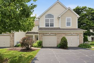 3069 Autumn Lake Drive, Aurora, IL 60504