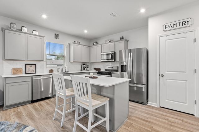 132 Eldridge Street, Summerville, SC 29486