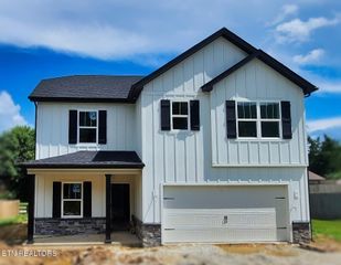 124 Chelsea Lane, Lafollette, TN 37766