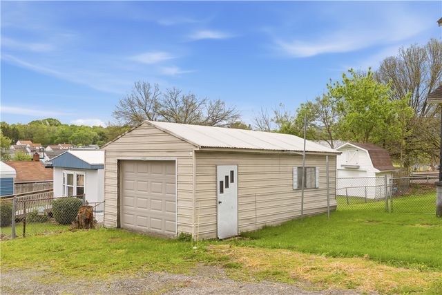 119-120 Postal Lane, Unity Twp, PA 15693