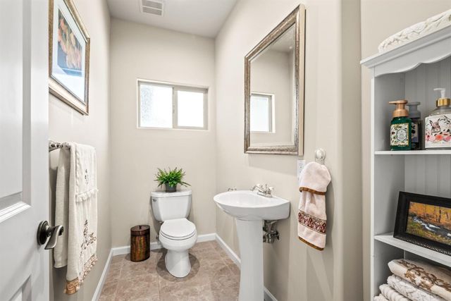 2881 Dos Vistas Dr, Shingle Springs, CA 95682