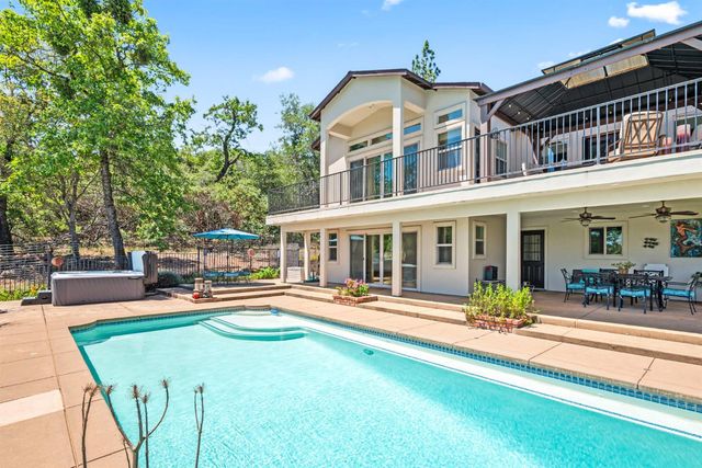 2881 Dos Vistas Dr, Shingle Springs, CA 95682