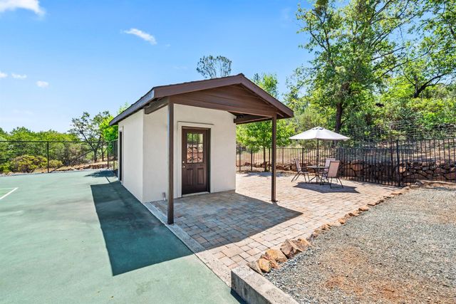2881 Dos Vistas Dr, Shingle Springs, CA 95682