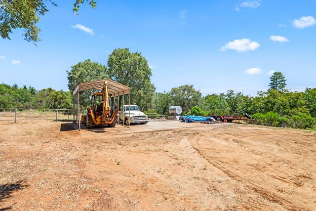 2881 Dos Vistas Dr, Shingle Springs, CA 95682