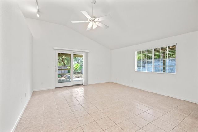 2881 Dos Vistas Dr, Shingle Springs, CA 95682