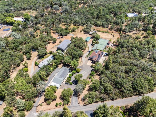 2881 Dos Vistas Dr, Shingle Springs, CA 95682