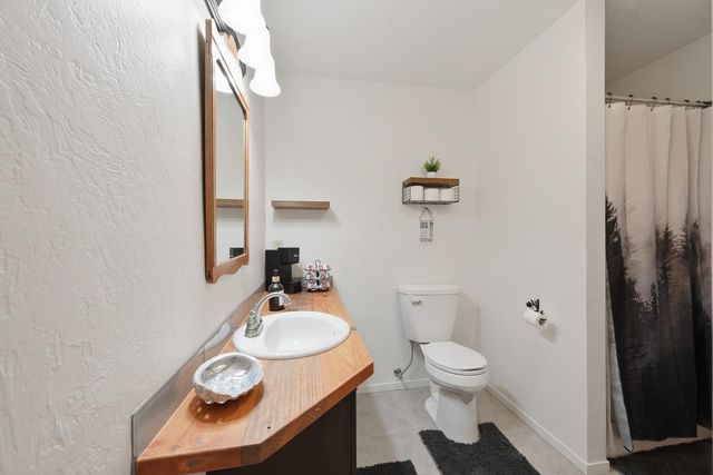 5595 Jasper Ridge Rd, Murphys, CA 95247