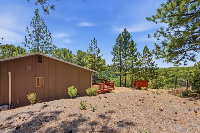 5595 Jasper Ridge Rd, Murphys, CA 95247