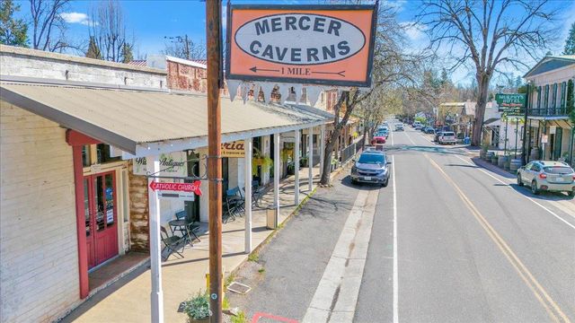 5595 Jasper Ridge Rd, Murphys, CA 95247