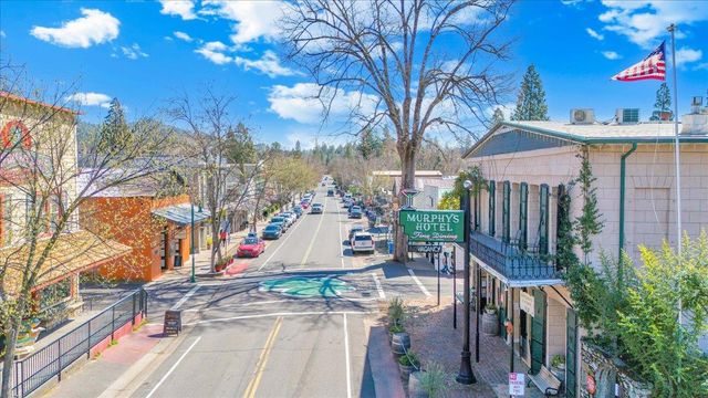 5595 Jasper Ridge Rd, Murphys, CA 95247