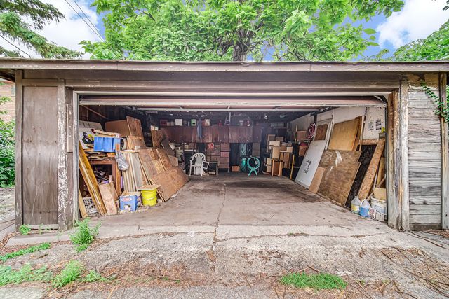 8917 S Hermitage Avenue, Chicago, IL 60620