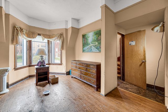 8917 S Hermitage Avenue, Chicago, IL 60620