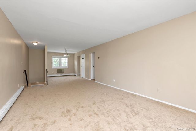 25 Springwood Drive, North Babylon, NY 11703