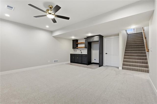 20040 W 226th Terrace, Spring Hill, KS 66083