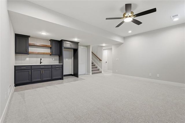 20040 W 226th Terrace, Spring Hill, KS 66083