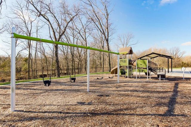 20040 W 226th Terrace, Spring Hill, KS 66083