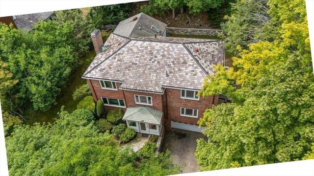 52 Clinton Road, Brookline, MA 02445