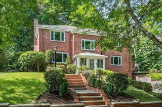 52 Clinton Road, Brookline, MA 02445
