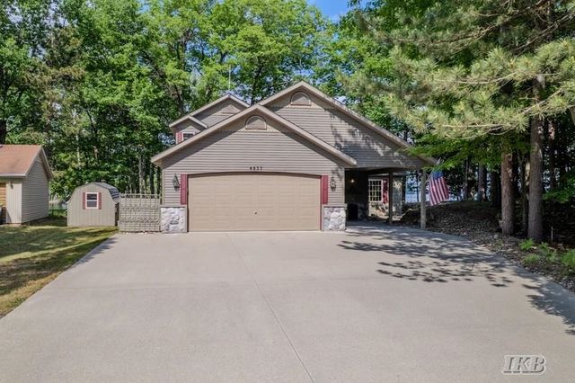 4837 Buxton Court, Gladwin, MI 48624