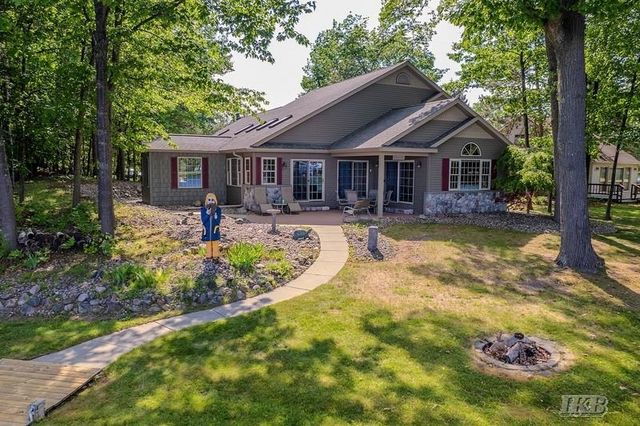 4837 Buxton Court, Gladwin, MI 48624
