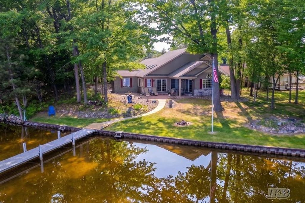 4837 Buxton Court, Gladwin, MI 48624