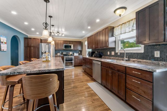 1787 Westbrook Village Drive, Columbus, OH 43228