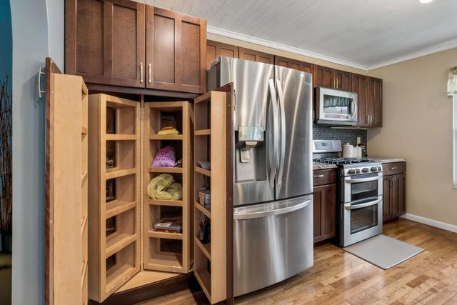 1787 Westbrook Village Drive, Columbus, OH 43228