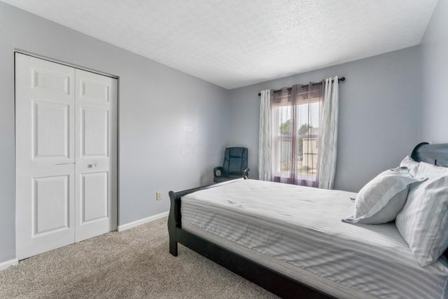 1787 Westbrook Village Drive, Columbus, OH 43228